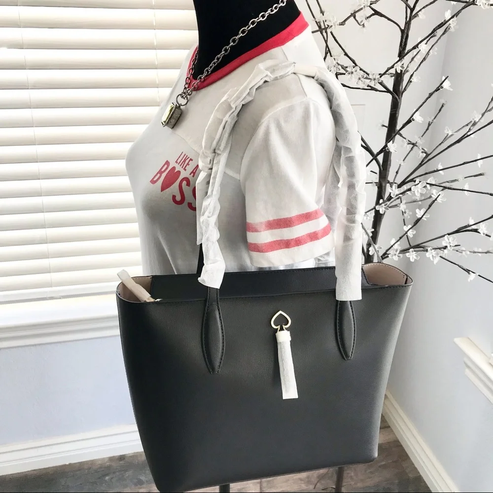 🆕Kate Spade Adel Tote